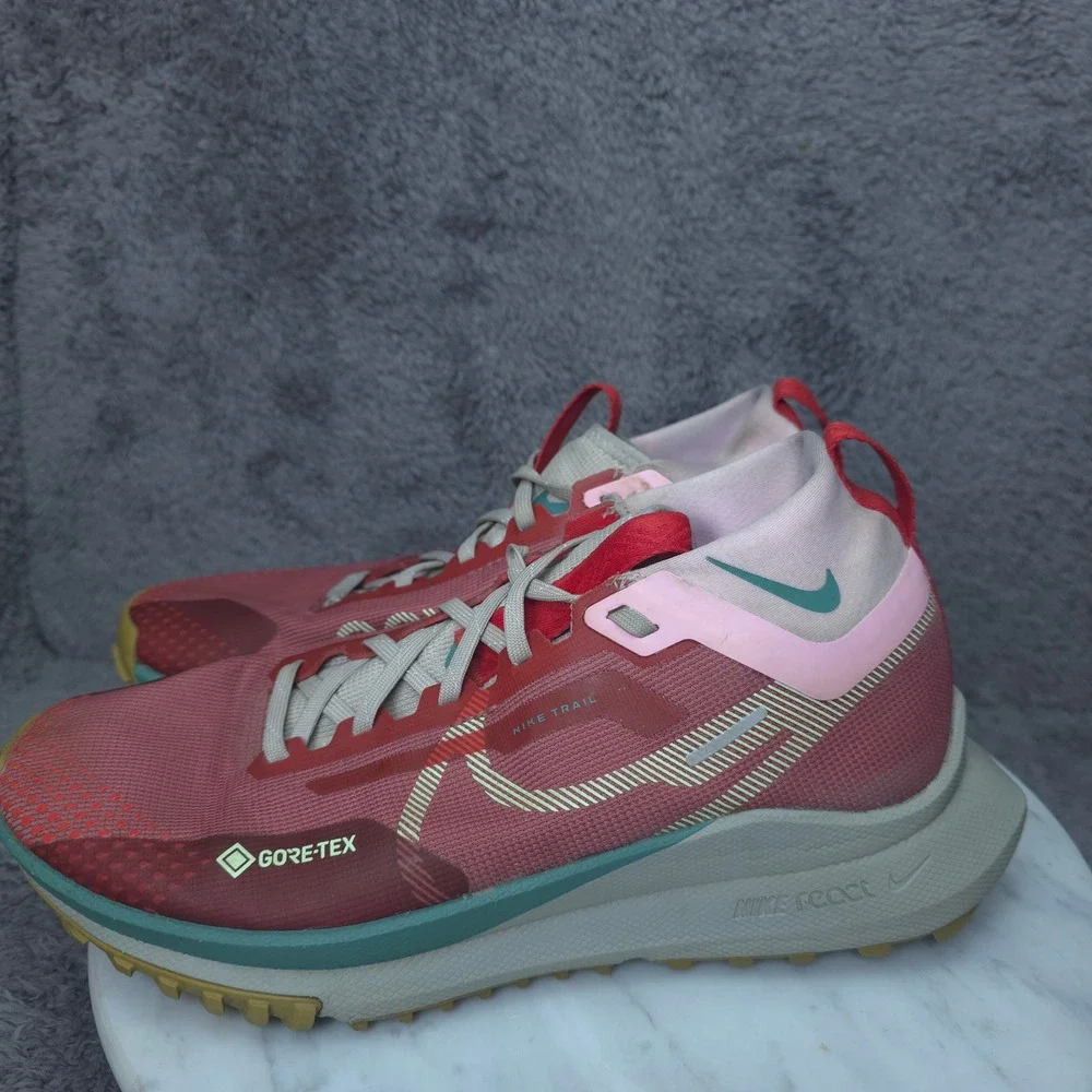Nike Pegasus Trail 4 GTX Shoes Womens 8 Canyon Rust Teal Gore-Tex FB2194-600